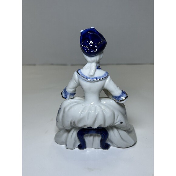 Vintage Victorian/Colonial Couple Playing Music Figurine White/Blue (3 Pc Set) - Picture 4 of 13